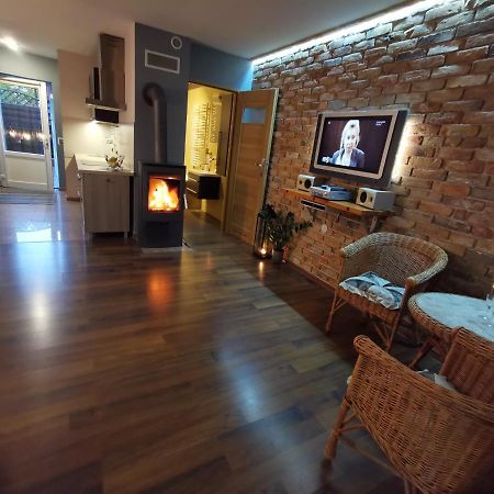 Domagala Domek Z Kominkiem Apartment Lagow  Ngoại thất bức ảnh