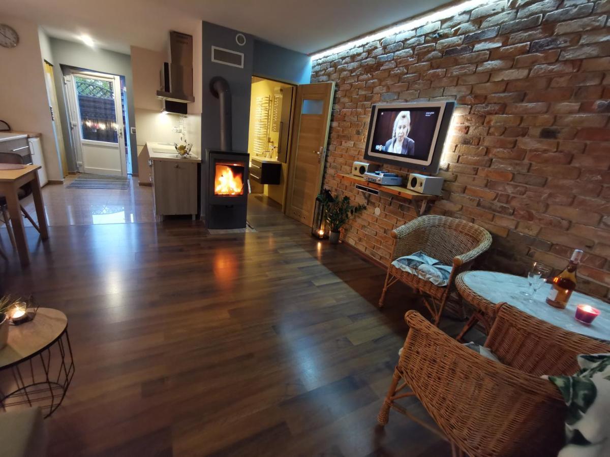 Domagala Domek Z Kominkiem Apartment Lagow  Ngoại thất bức ảnh